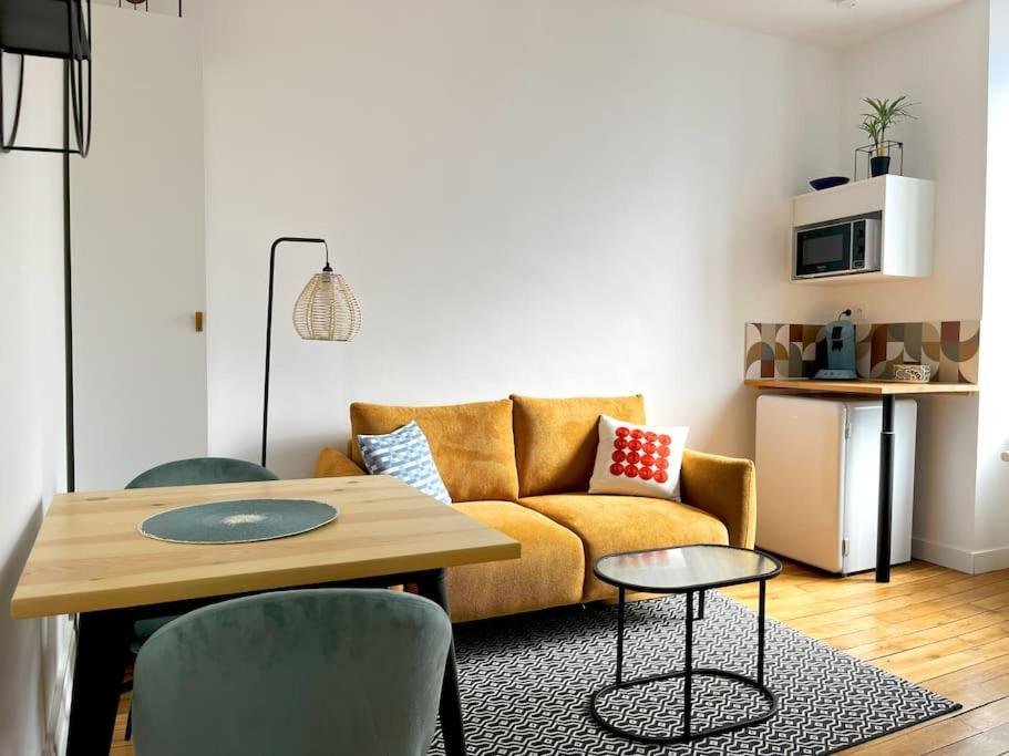 Le Diptik - T2 Hyper Centre - Proche Gare - Fibre - Netflix Apartment Chateauroux Exterior photo